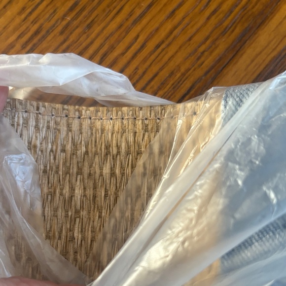 Victoria's Secret Beige and Blue Tote bag - Picture 5 of 5